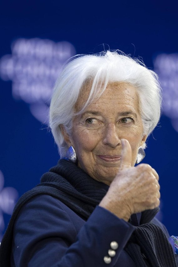 La présidente de la BCE, Christine Lagarde, est considérée comme la candidate favorite de Schwab pour diriger le WEF. Mais il se pourrait que la Française ait d’autres projets ?