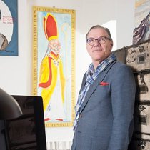 De prêtre à banquier, Maxime Morand a eu plusieurs vies. Aujourd'hui, il conseille les PME, notamment dans le leadership.