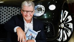Alain Thébault est un navigateur et designer de bateaux.