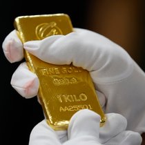 Confrontés à un tarissement des revenus de l'or noir, les producteurs du Golfe puiseraient dans leurs stocks d'or pour maintenir à flot leurs liquidités. (archive)