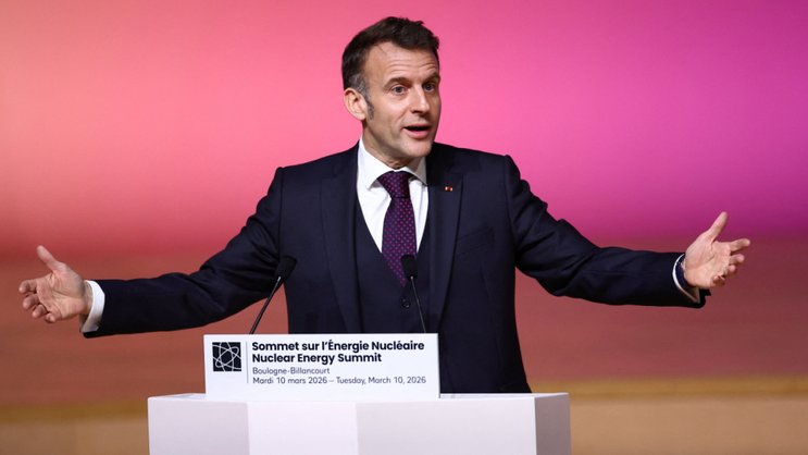 Emmanuel Macron a vanté le nucléaire comme un "facteur d'indépendance", à l'ouverture du Sommet sur l'Energie nucléaire à Paris mardi.