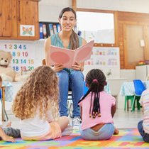 Parmi les plus chers d'Europe, les frais de crèche coûtent cher aux familles, mais aussi aux entreprises en termes de productivité et de planification. Cette mutation culturelle où le soutien à la parentalité devient un argument RH majeur.