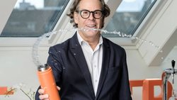 Mike Hecker, le fondateur de BE WTR, est aussi le cofondateur d’Eden Springs.