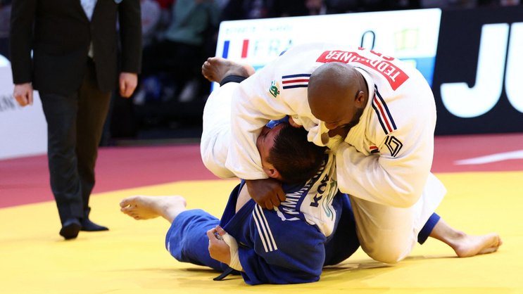 Teddy Riner (en blanc) sera présent à Lausanne fin août.