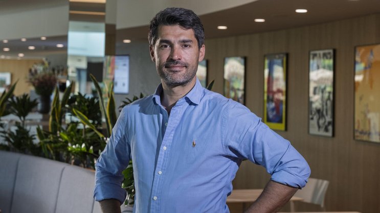 Le cofondateur et CEO, Julien Barbotin-Larrieu, a pour objectif final d’offrir du crédit aux PME.