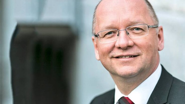 Nils Aggett, responsable du département Pension Services chez UBS.