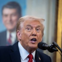Donald Trump a annoncé qu'il allait rencontrer le président chinois Xi Jinping en Corée du Sud dans "deux semaines environ" (archives).
