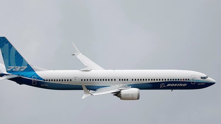 C'est le septième trimestre d'affilée que Boeing affiche une perte, mais elle est bien moindre qu'au premier trimestre (425 millions de dollars).