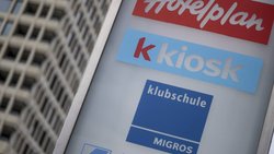 Trois mois après l'acquisition d'Hotelplan, Dertour Suisse se réorganise et prévoit de supprimer 250 postes d'ici fin 2027. (archive)