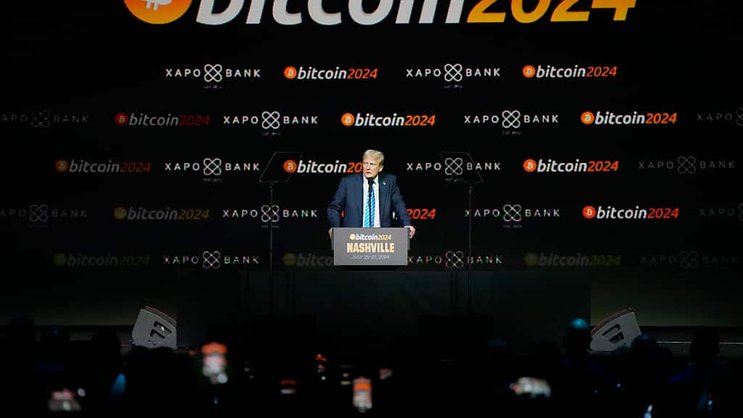 Depuis la victoire de Donald Trump le 5 novembre, la valeur du bitcoin a gonflé d'environ 30%. Après avoir dépassé son record de mars dernier, la devise numérique s'est hissée au-dessus des 80'000 dollars dimanche. (archives)