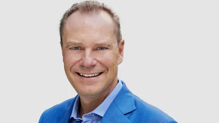 Stefan Pfister