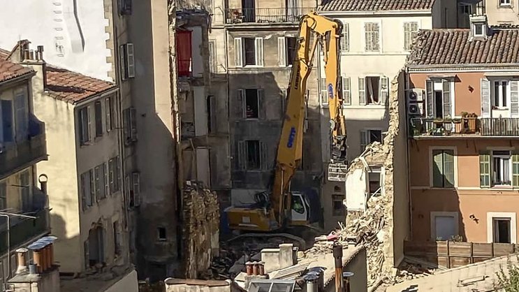 La thèse de la fuite de gaz semble privilégiée pour expliquer l'effondrement de l'immeuble.