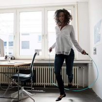 Toujours en déplacement, toujours stressé: les emplois de cadres supérieurs peuvent se révéler très exigeants.