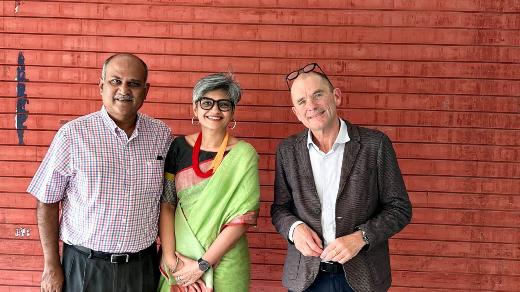 Le directeur de Bobst India Upendra Deglurkar et la très dynamique directrice de la Swiss- Indian Chamber of Commerce (SICC) Meghna Shah, avec notre journaliste Alain Jeannet.