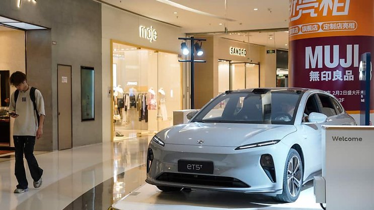L'industrie automobile européenne craint de voir ses usines disparaître si elle échoue à endiguer la déferlante annoncée des modèles électriques chinois.