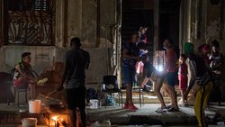 Cuba subit depuis plus de deux ans des coupures d'électricité massives et récurrentes, dont certaines ont affecté l'ensemble de l'île, parfois pendant plusieurs jours.