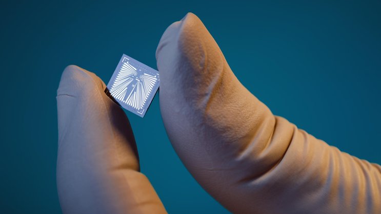 Des nanocapteurs capables d’alerter en cas de dégradation de l’état clinique d’une personne.