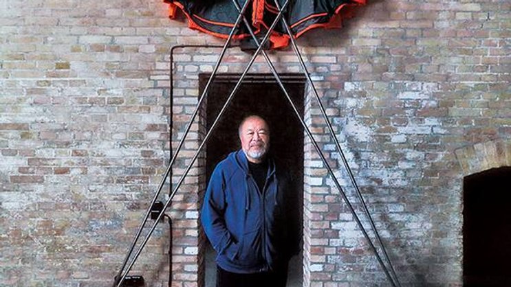 "Safety Jackets Zipped the Other Way", l'oeuvre de Ai Weiwei que tout un chacun peut reproduire.