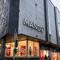 La succursale de Manor de Genève reste populaire auprès de différents types d'acheteurs
