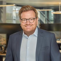 Hans Ulriksen, directeur général de Noble CapitalManagement, rappelle qu'un cercle de 4000 kilomètres centré sur l'Asie réunit 54% de la population mondiale sur moins de 10% des terres émergées: la Russie y produit les matières premières, la Chine fournit le capital, l'Inde la main-d'œuvre et le marché.