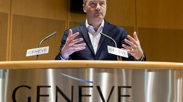 L'Aéroport de Genève veut "tourner la page de la crise sanitaire et aller de l'avant", selon son directeur général Gilles Rufenacht.