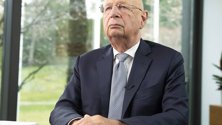 Le fondateur du Forum économique mondial (WEF) Klaus Schwab veut renforcer le rôle de l'organisation pour rassembler les différents acteurs de la société grâce à la nouvelle villa inaugurée près de Genève (archives).