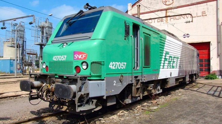 En novembre dernier, la SNCF annonçait une réorganisation majeure: la fin de Fret SNCF au 1er janvier, remplacé par deux nouvelles entités, Hexafret et Technis.
