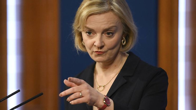 Dans la tempête depuis plusieurs semaines la Première ministre britannique Liz Truss a de nouveau justifié dimanche sa politique et ses revirements dans une tribune publiée dans The Sun (archives).