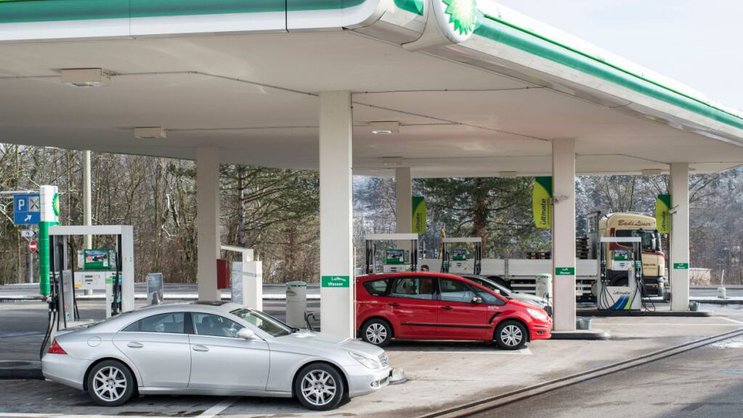 BP avait annoncé en début d'année un plan de redressement, impliquant une réduction des coûts, avec des milliers de pertes d'emplois à la clé et un recentrage sur les hydrocarbures. (archives)