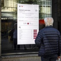 Dans les premiers échanges après l'ouverture, le Swiss Market Index (SMI) lâchait 1,48% à 13'629,64 points, le Swiss Leader Index (SLI) 1,62% à 2153,31 points et le Swiss Performance Index (SPI) 1,45% à 18'751,72 points (archives).