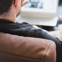 Selon l'expert Markus Beyer, les chiens favorisent l'ambiance au travail.