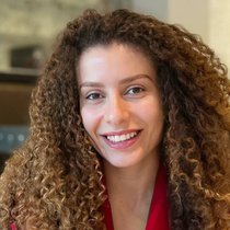 Lara Gervaise, cofondatrice de Virtuosis, une start-up qui analyse la voix grâce à l’IA et détecte ainsi les risques d’épuisement professionnel.