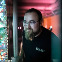 Le robot de la start-up est capable de manipuler un millier de cellules par jour. D’ici trois ans, Evolium Technologies prévoit d’en traiter 5 millions par an.