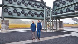 Fondée en 2009 par les ingénieurs Christoph Gebald et Jan Wurzbacher, la start-up zurichoise est l’acteur le plus avancé du marché de la capture de CO2.