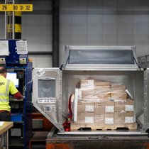 Les volumes de fret, comme ceux de passagers ou encore les recettes commerciales, ont progressé le mois dernier à l'aéroport de Zurich. (archive)