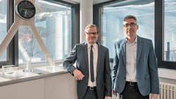 Andreas Hogg, CEO et cofondateur de la société, avec Yanik Tardi, COO (à g.).