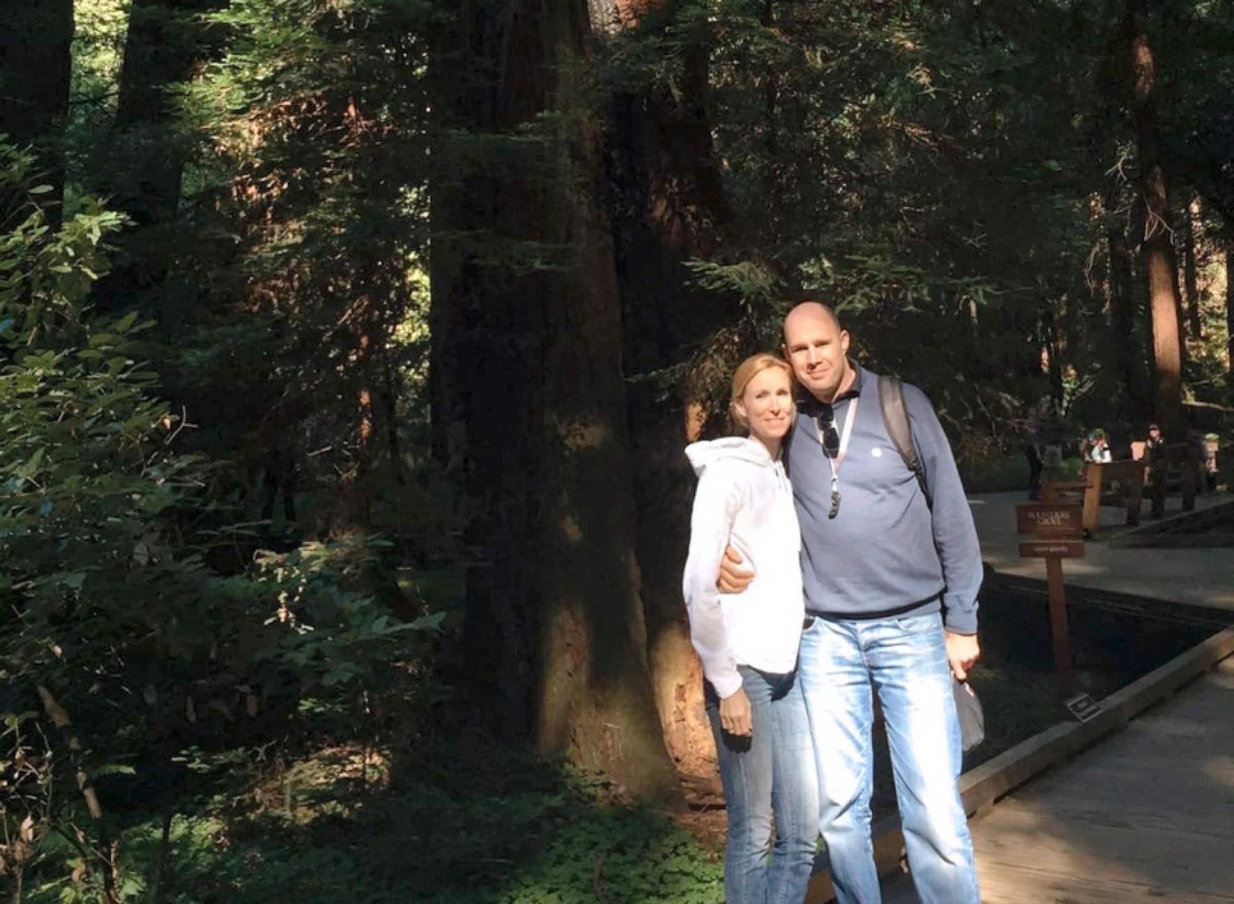 Avec son épouse Elena, au Sequoia National Park,  en Californie,  en 2016