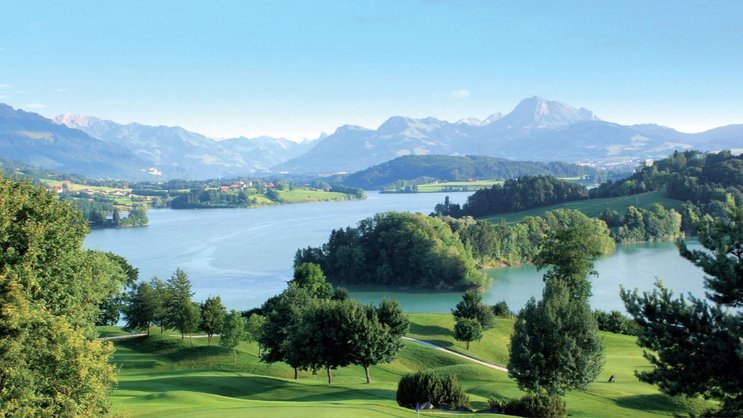 Le Golf de la Gruyère traverse une période d'incertitude après les récentes démissions de ses responsables.
