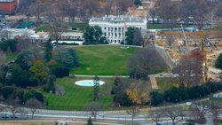 Donald Trump a déjà démoli l'aile est de la Maison-Blanche pour y construire une salle de bal de 1000 places (archives).