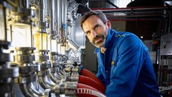 Olivier Camille arrive à la tête de l’entreprise Reitzel, prenant la succession de son oncle, Bernard Poupon. La gamme Hugo représente une part de marché de 8,5%. Issu de l’agriculture suisse, ce produit incarne les ambitions durables du groupe.
