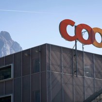 Coop a réalisé un chiffre d'affaires inédit de 35,4 milliards de francs l'an dernier. (archive)
