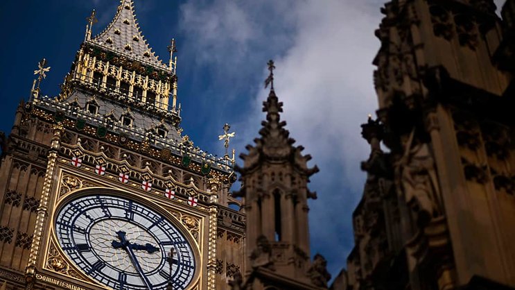 L'horloge de Big Ben a sonné dimanche à Londre après cinq ans de silence.