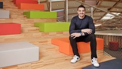 Le patron de Swatch Alain Villard au siège de la marque à Bienne: il voit encore un grand potentiel de croissance pour la marque.