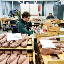 Un atelier de la fondation Alfaset, dont l’une des activités consiste à fabriquer des prothèses en partenariat avec la Croix-Rouge.