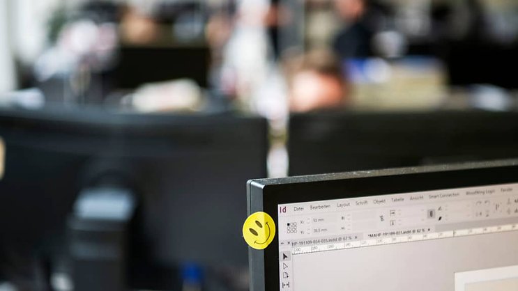 Fin 2020, 3,30% du capital des entreprises du CAC 40 était détenu par des salariés, selon les derniers chiffres disponibles auprès de la fédération française des associations d'actionnaires salariés et anciens salariés. (Photo: KEYSTONE/Christian Beutler)