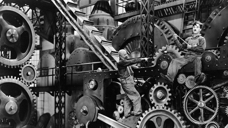 Dans le film «Les temps modernes», sorti en 1936, Charlie Chaplin montre l’absurdité de la vie d’un ouvrier d’usine, employé sur une chaîne de production. Une critique du taylorisme, né à la fin du XIXe siècle, qui repose sur la division des tâches au sein de l’entreprise.