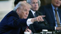 Le président américain Donald Trump a reçu Chevron et d'autres groupes pétroliers américains en janvier pour les rallier à sa stratégie de mise sous tutelle du Venezuela. (archives)