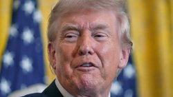 Donald Trump a été désavoué par des Républicains de la Chambre des représentants qui ont voté pour l'abrogation des droits de douane du Canada.
