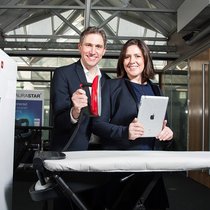 Julie et Michaël Monney, les enfants du cofondateur de Laurastar, ont choisi d'innover face à la concurrence.