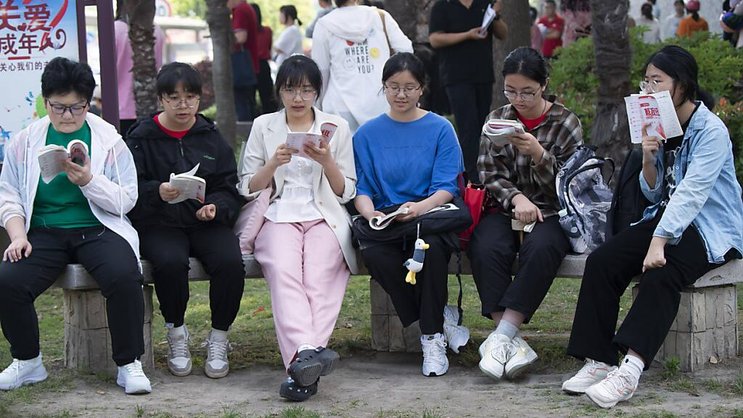 Pour l'ensemble de la population active, le taux de chômage s'est affiché à 5% le mois dernier. (Chinatopix via AP)
